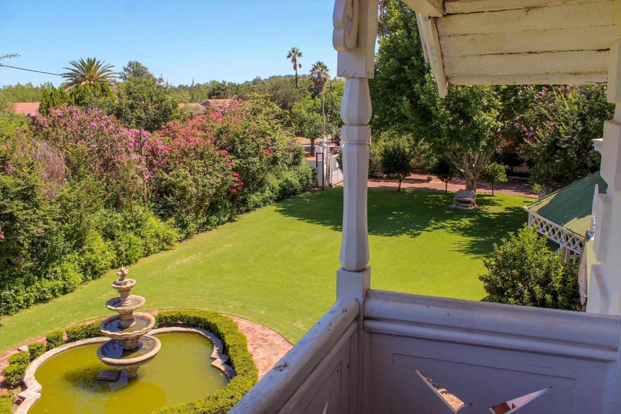 The Fountain Villa Klerksdorp Exterior photo